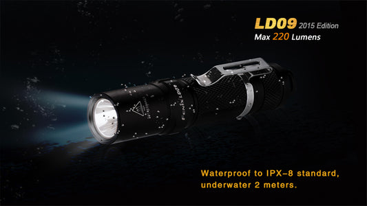 LD09 FENIX 220 LUMENES